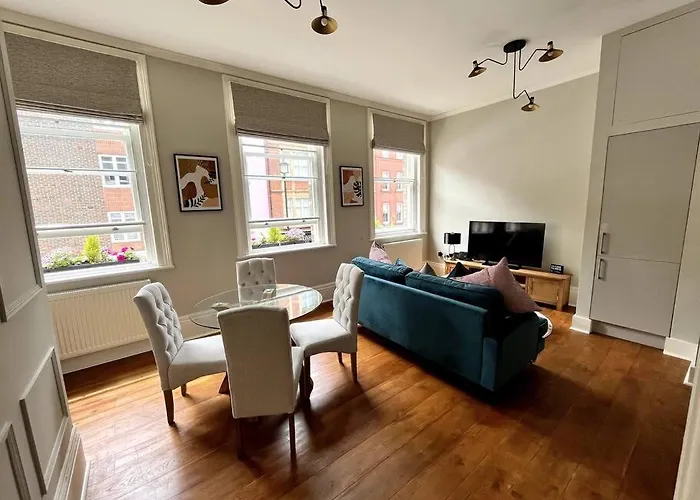 Stunning 2 Bedroom Apartment In Marylebone High St
